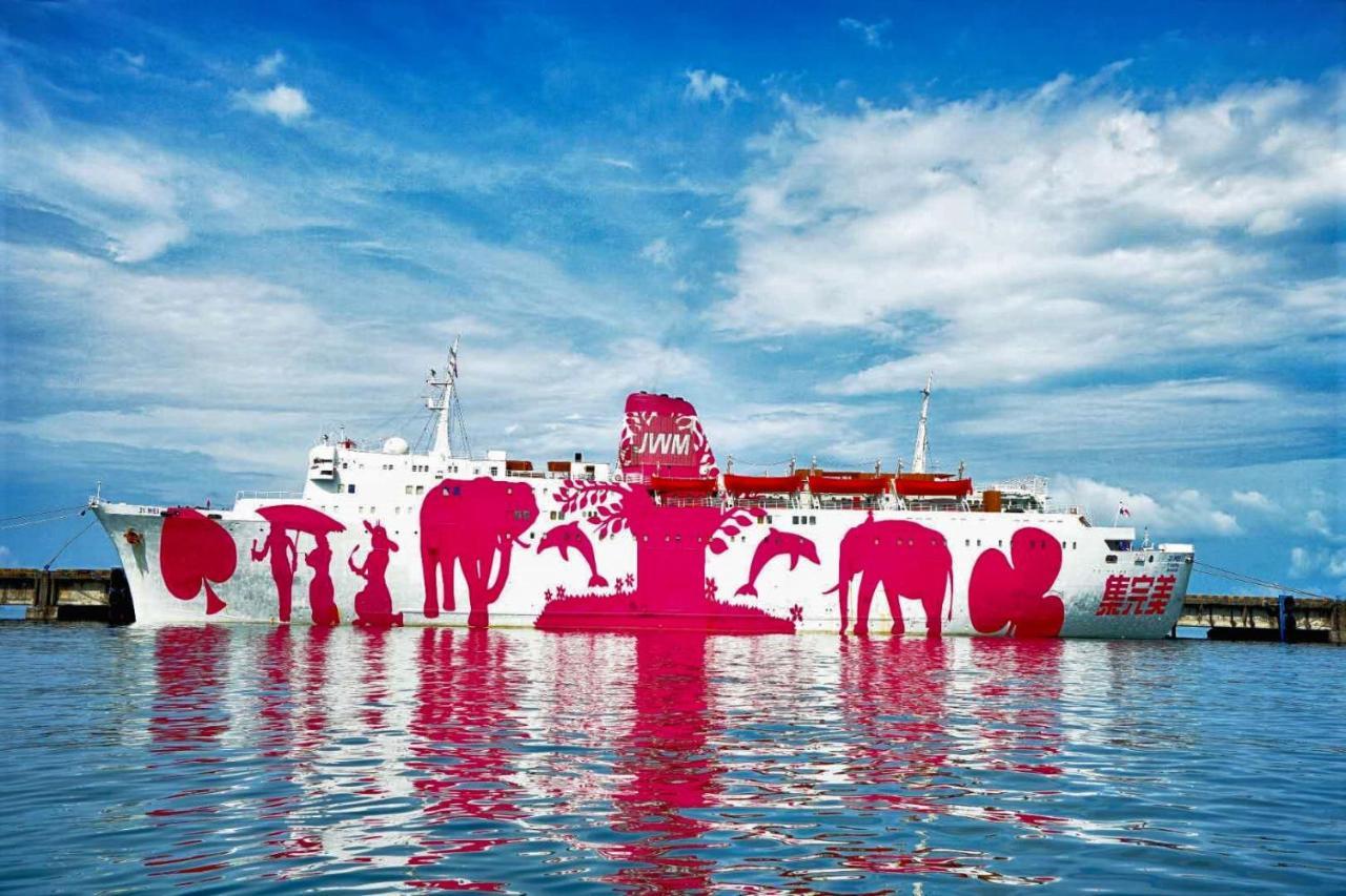 Jwm Hotel And Casino Sihanoukville Exteriör bild